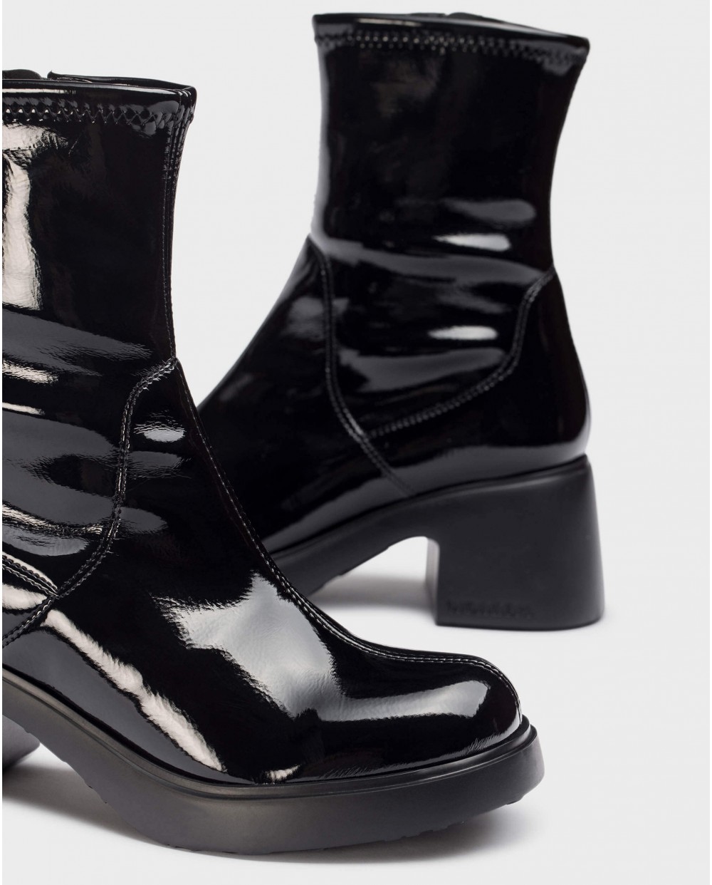 Wonders-Ankle Boots-Black MAYA ankle boot