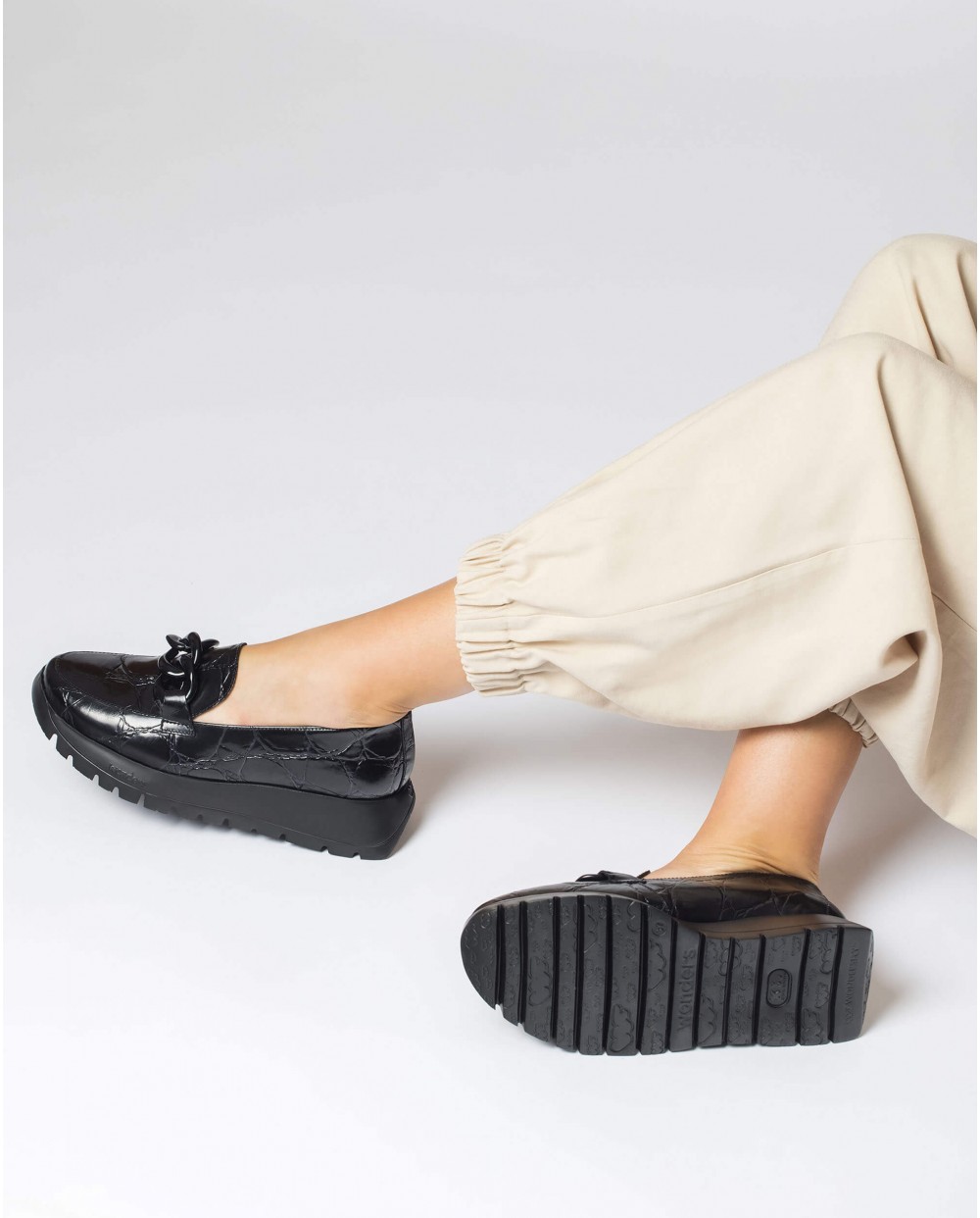 Black ROSE Moccasin