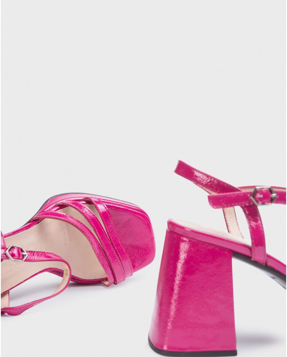 Sandalias LOVE Fucsia