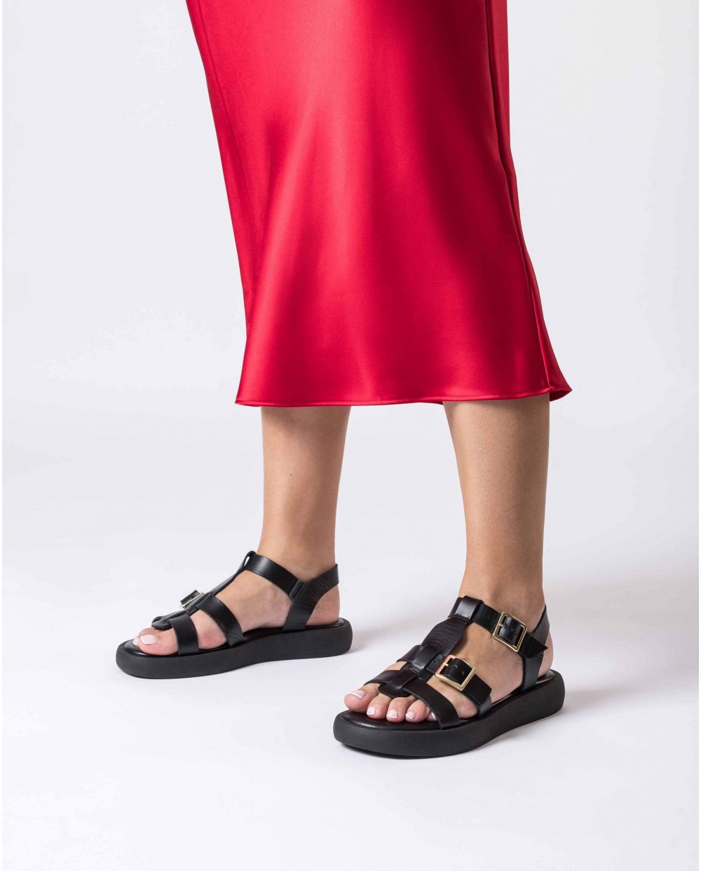 Black LUZ Sandal